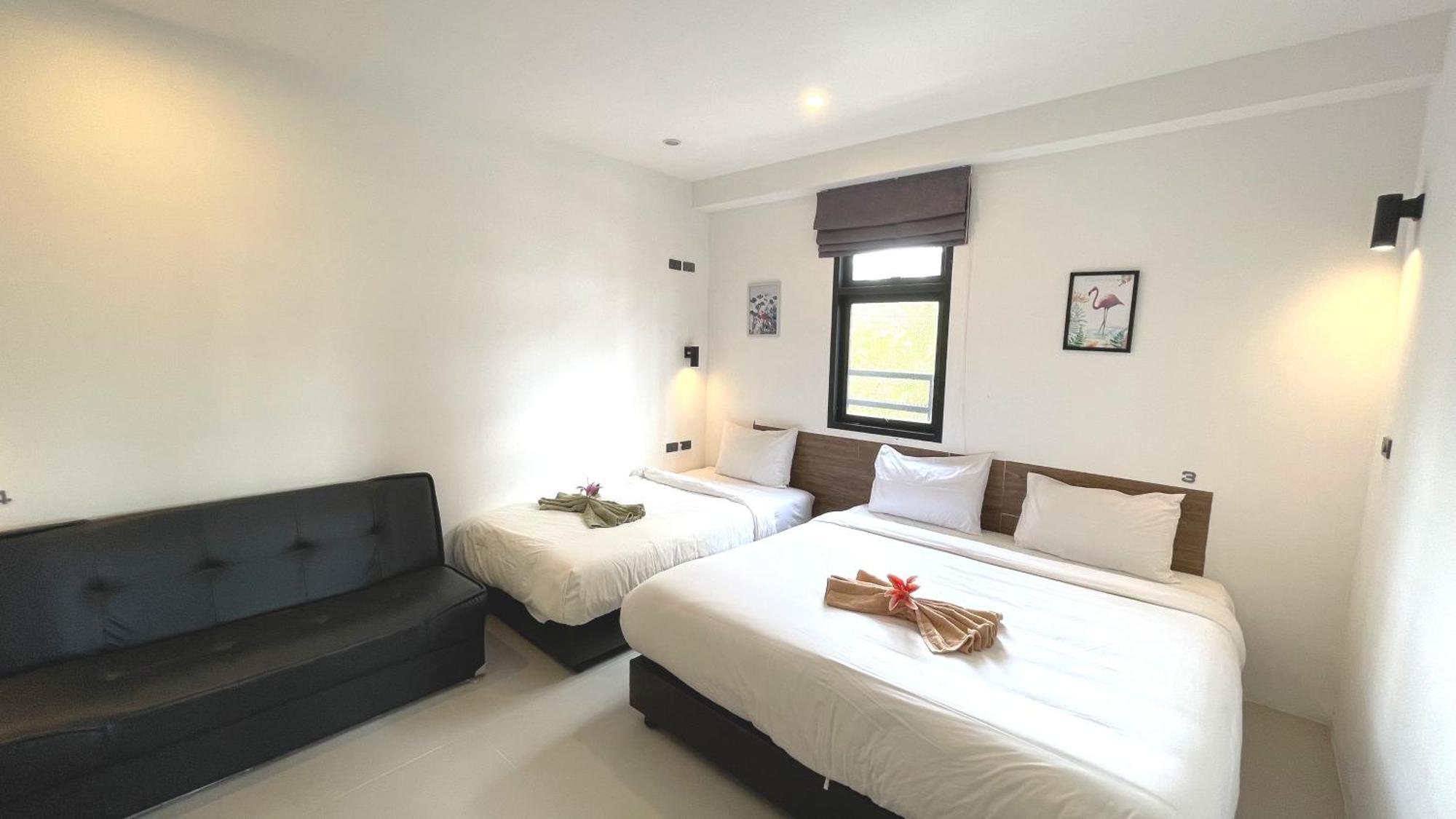 Rockstar Beach Apartments Bang Rak Beach  Exterior foto